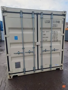 Lodní kontejner 20´ zánovní č. 2037, RAL 1015