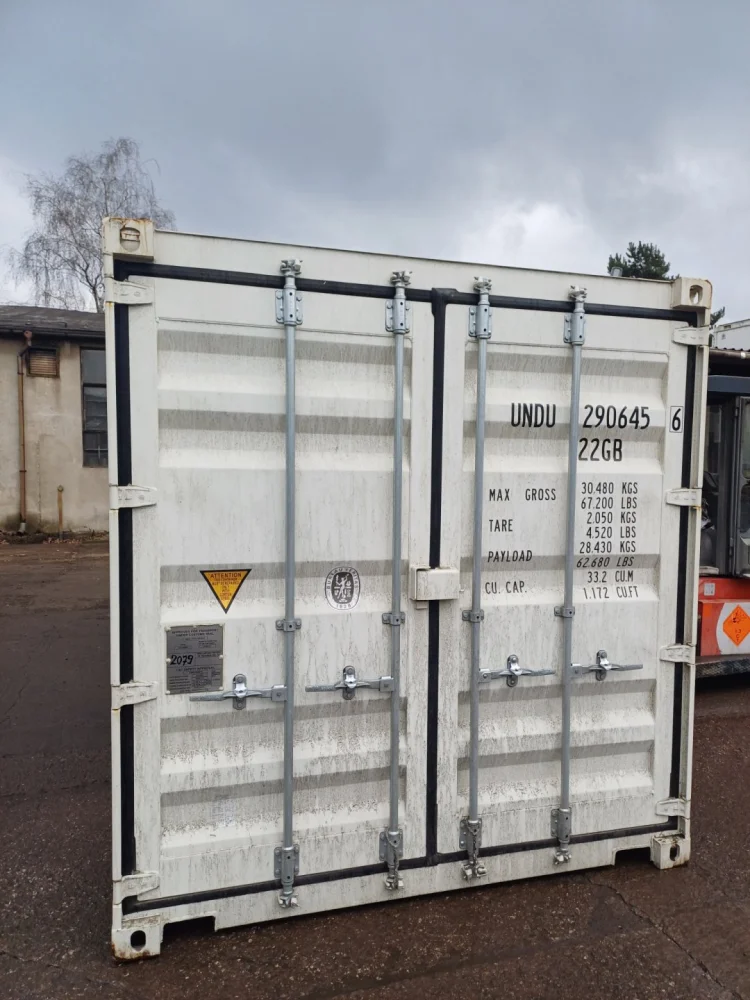 Lodní kontejner 20´ po první cestě č. 2079, RAL 9010